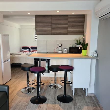 Spacieux Studio Dans Le Beaujolais Saint-Georges-de-Reneins Bagian luar foto